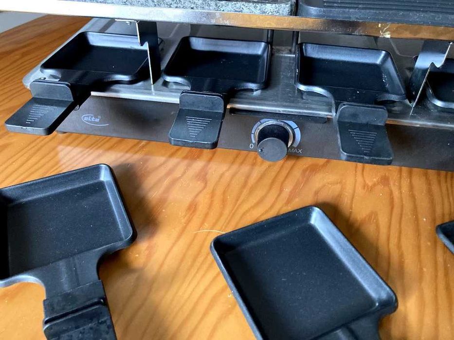 Raclette Grill 1200W - 8 persoane
