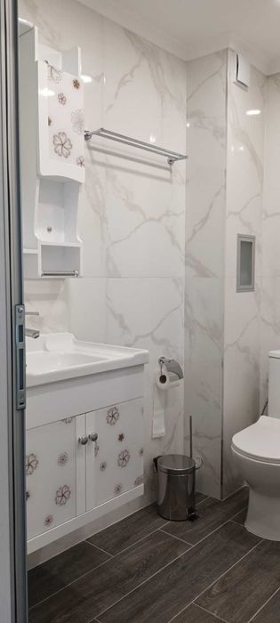 Дава се под наем Двустаен апартамент в Пловдив, Кючук Париж - 74 кв.м за 438.6 € - Снимка #9