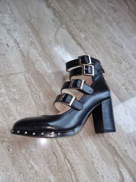 Обувки черни еко кожа № 35,5 НОВИ