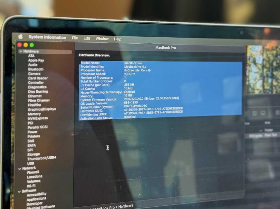 MacBook Pro 16” 2019 i9 / 16GB RAM / 1TB SSD / Factură + TVA