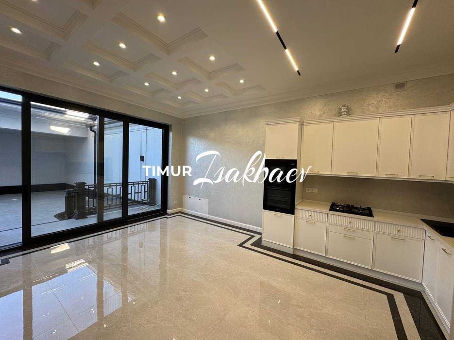 Продам ЕвроДом Центр Луначарского 3,2 сотки