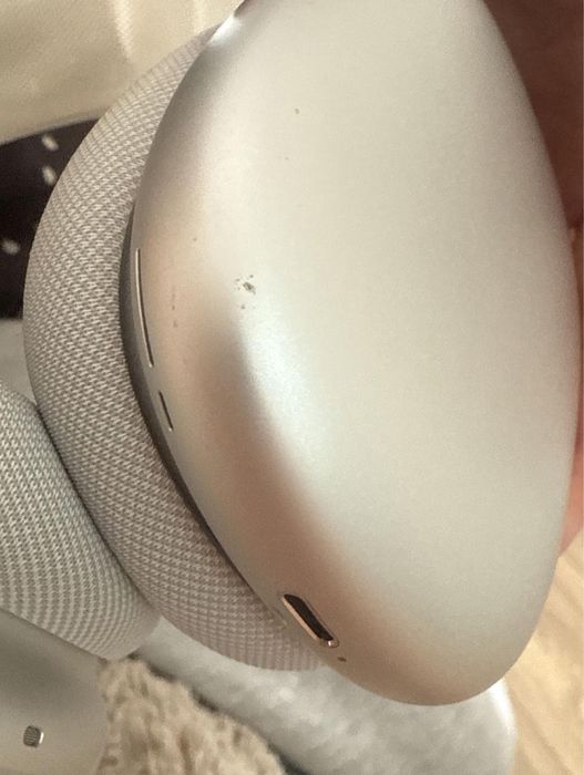 Продам AirPods Max