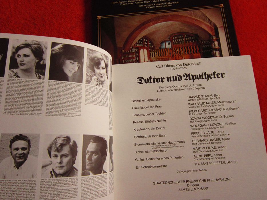 cadou deosebit rar Doctor si Farmacist  Mint Germania 1981