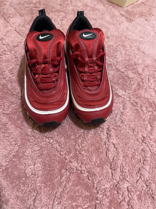 NIKE AIRMAX 97’ SE red satin