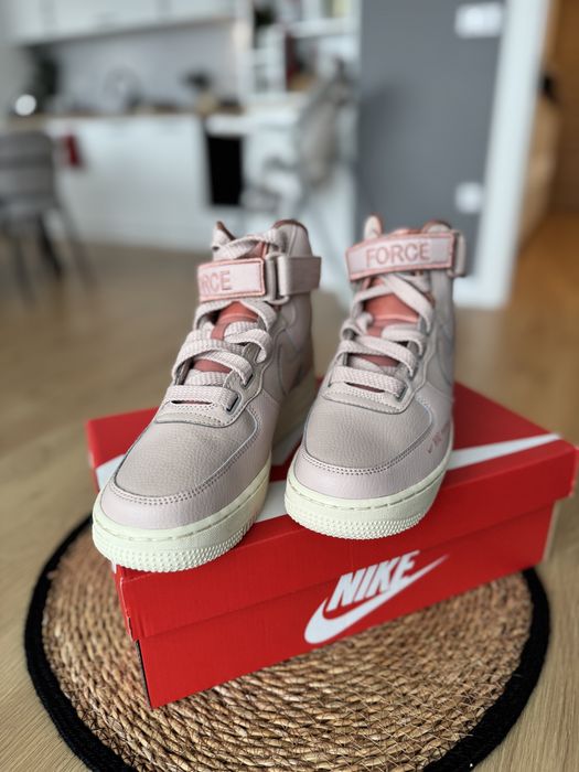 Дамски кецове Найк еърфорс 1 Women Shoes Nike Airforce 1