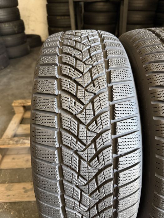 2 anvelope iarna ca NOI 215/55/18 , Dunlop , 7.9 mm , DOT 4824 !