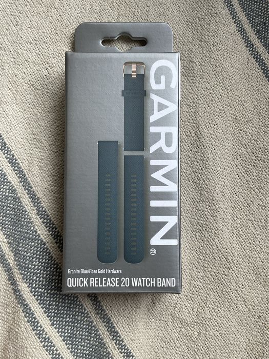 НОВА Оригинална Garmin каишка 20mm Quick Release – Granite Blue/Rose Gold