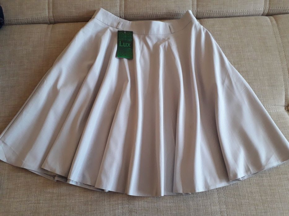 Продам женские юбки