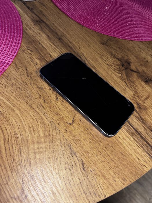 Vând Iphone 14 în stare foarte bună.