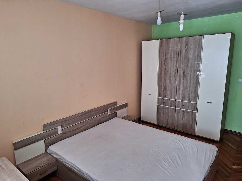 Дава се под наем Тристаен апартамент в София, Връбница 1 - 100 кв.м за 499 € - Снимка #7