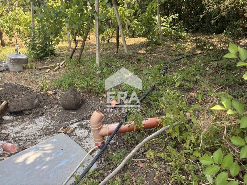 Ексклузивно!  Парцел  за продажба с партида за ток в село Момчилово, о