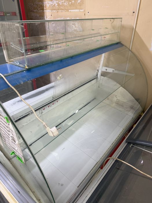 Колбасный витринный холодильник