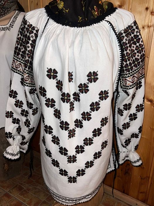 Cămăși tradiționale