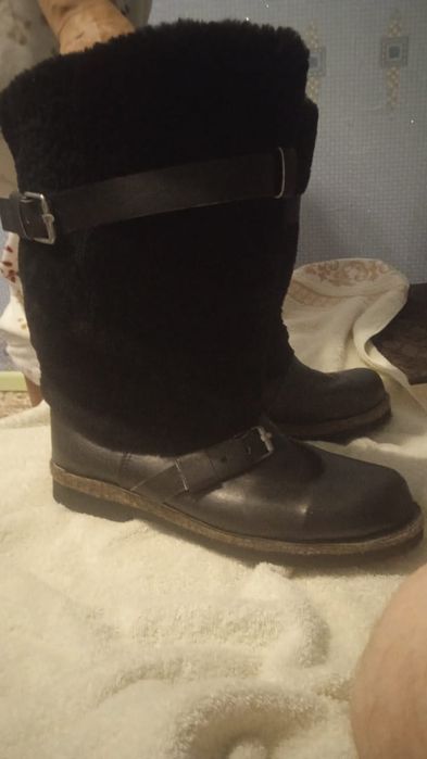 Продам унты ручной работы сделано с душой!