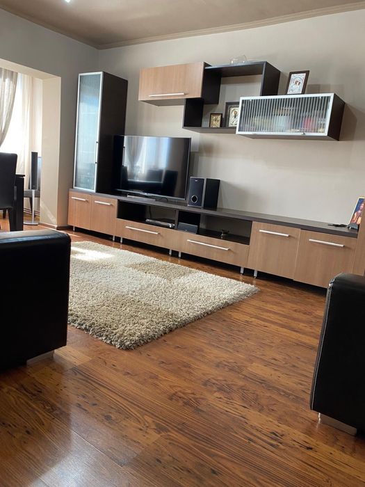 Deva Ultracentrala  3 decomandate 127000 euro