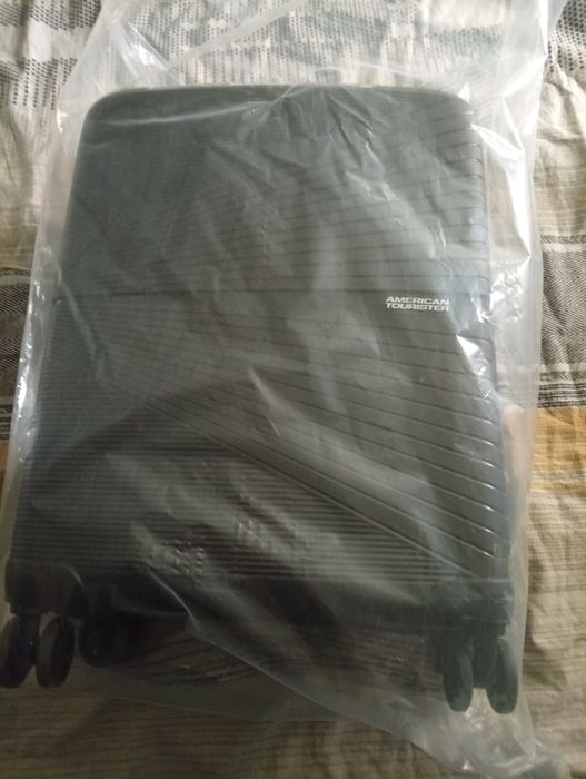 Куфър American tourister Onyx Black