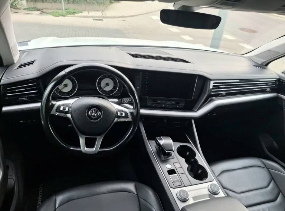 Vw Toureg 3.0TDI 231k.s 2020g.