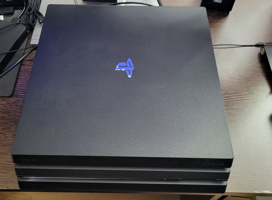 PS4 Pro MODAT cu Goldhen model CUH-7216B