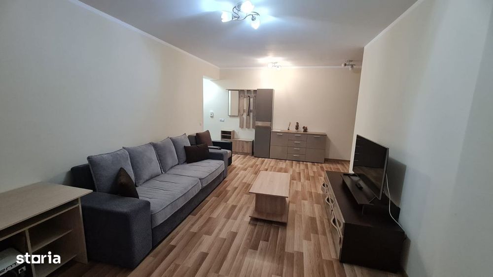 Vand apartament 3 camere decomandat