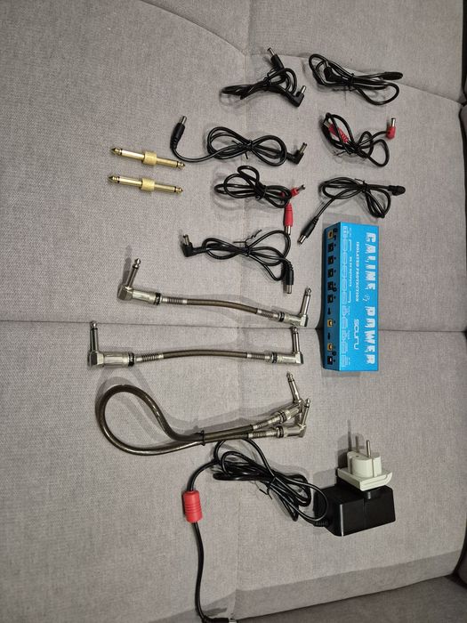 Продам блок питания для педалборда