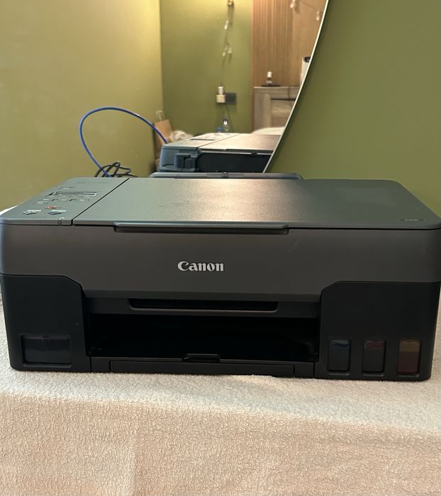 Canon PIXMA G2420 продаю в идеальном состоянии