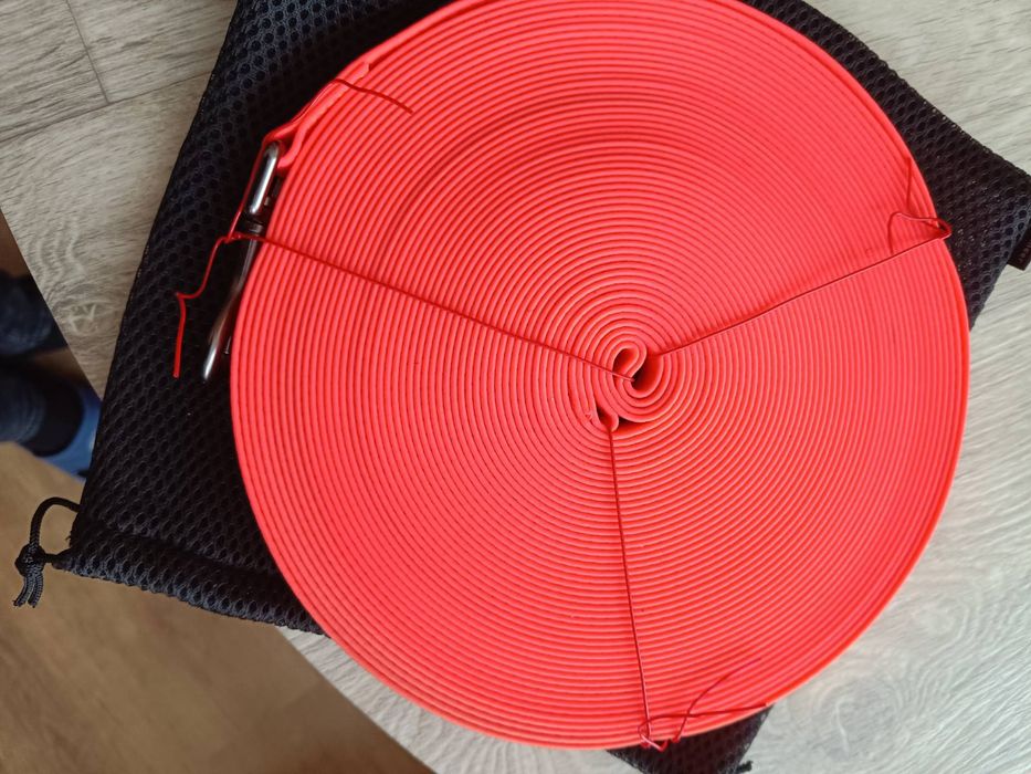 Плосък повод за куче