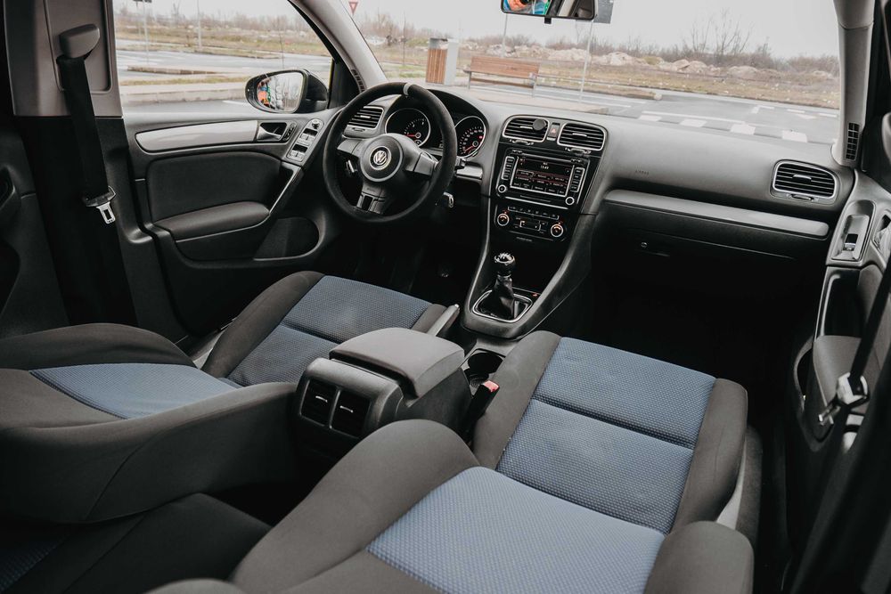 VOLKSWAGEN Golf 2011 — imagine 5