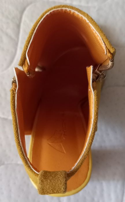 Дамски обувки - 37 номер без забележки