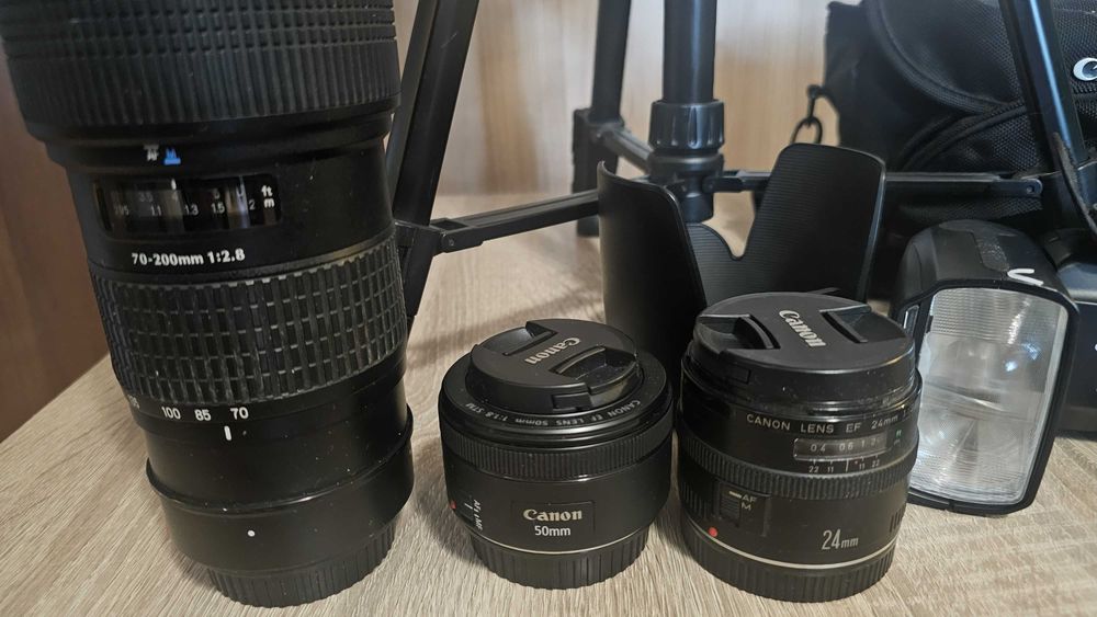 Canon EOS 800D +accesorii