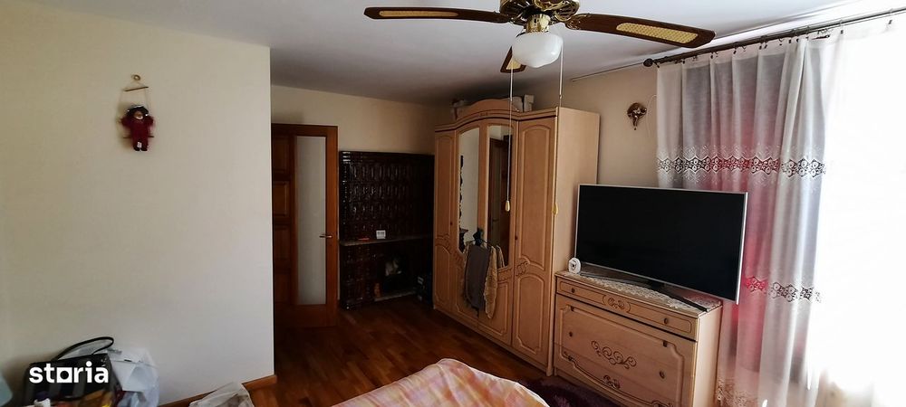 Casa cu etaj in Catamarasti Deal