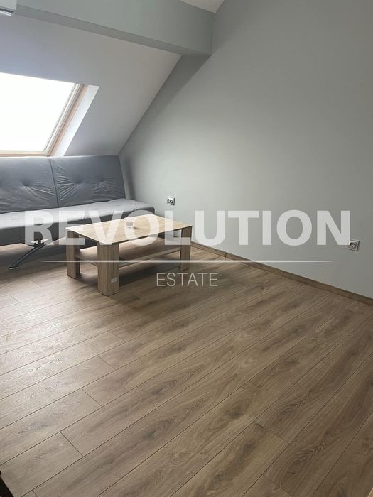 Дава се под наем Двустаен апартамент в Варна, Колхозен пазар - 68 кв.м за 425 € - Снимка #4