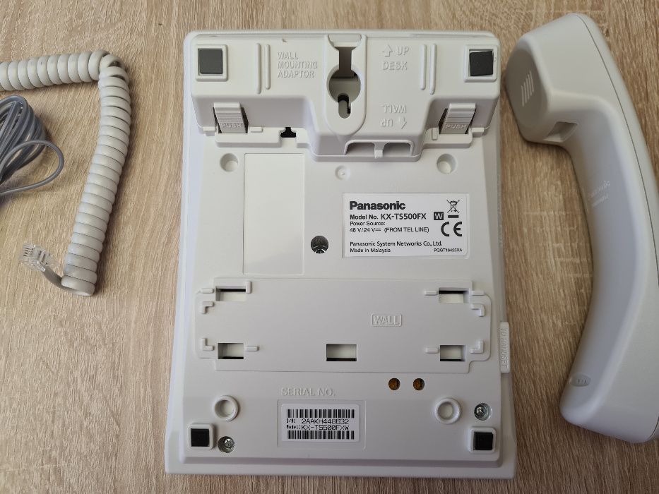 продавам телефон PANASONIC KX-TS500FX