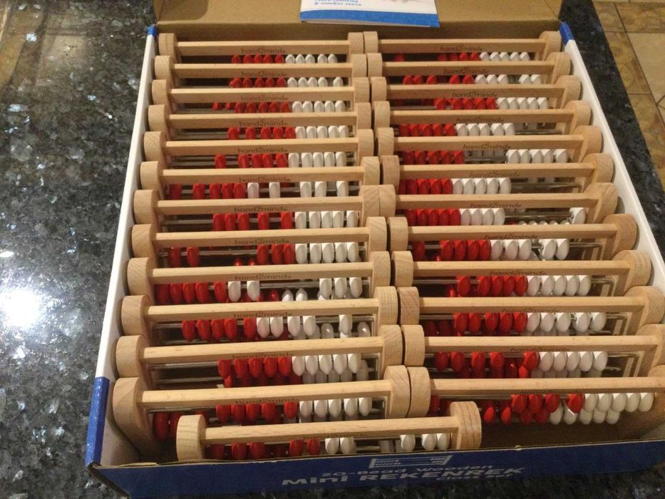 Детска образователна играчка, двуцветно сметало абакус, комплект от 25