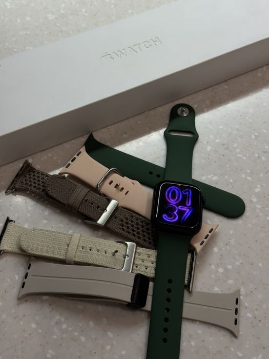 Apple Watch  7 45mm состояние отличное