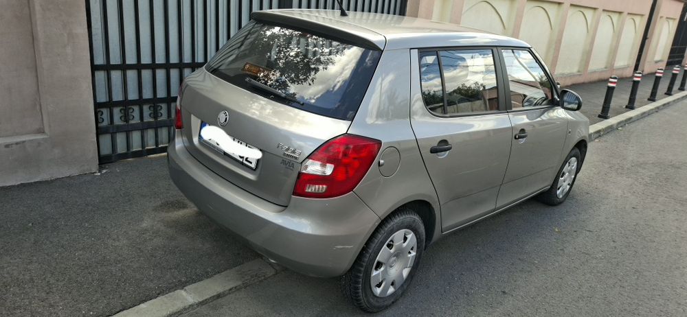 SKODA Fabia 2009 — imagine 5