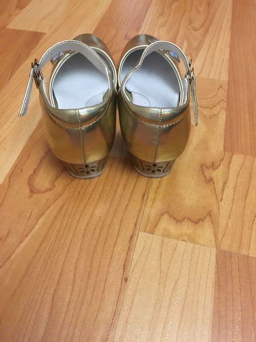 Туфли для девочек