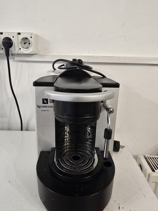 Nespresso ES 80 pro