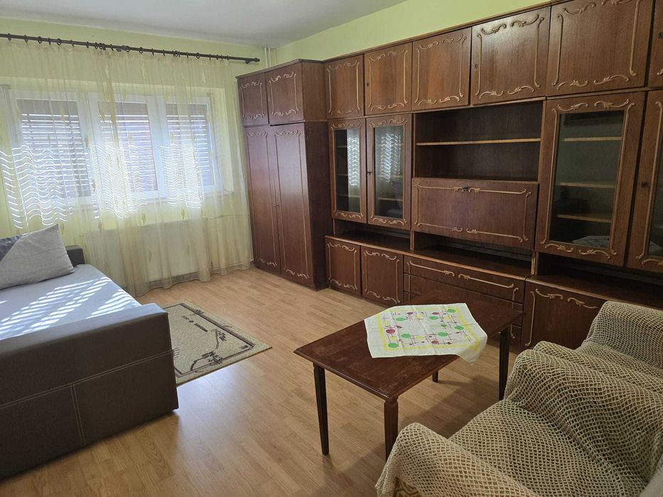 De inchiriat apartament cu o camera