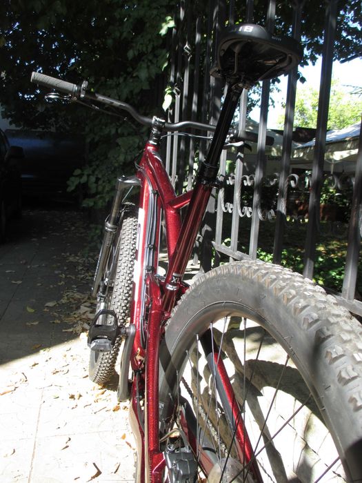 NEW - GT Sensor Sport 29" Deore 11spd