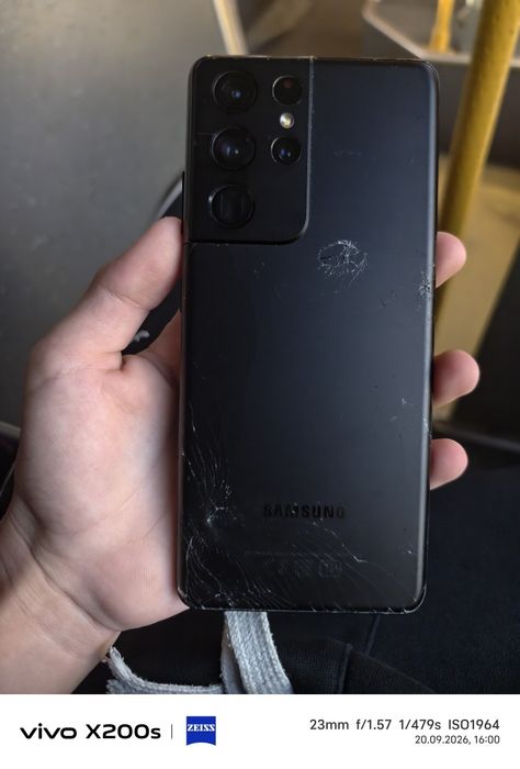 Продам Samsung s21 ultra