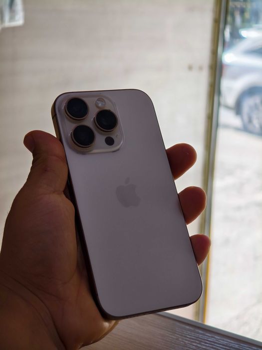 Iphone 16 pro в идеальном состоянии айфон 16 про