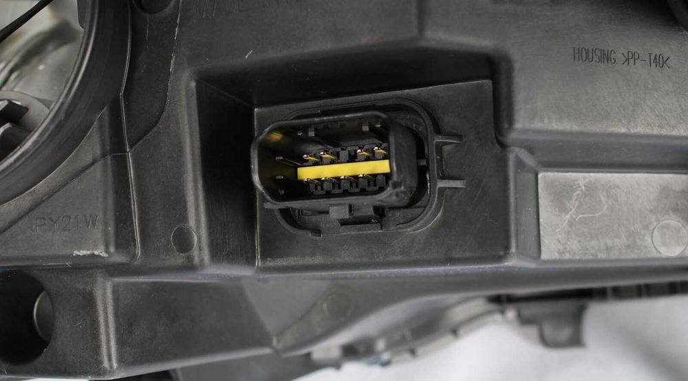 Фарове Фар за CITROEN BERLINGO 2008 - 2019 / Ситроен Берлинго с мотор