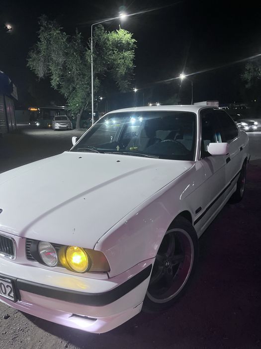 Продам бмв е34 2 литра ванус