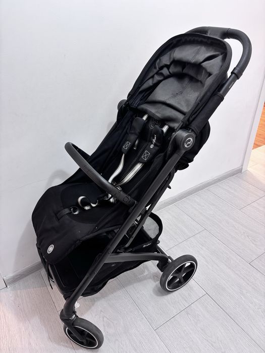 Лятна количка Cybex Beezy