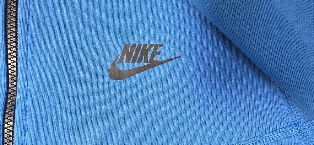 Nike tech blue nefolosit marimea M