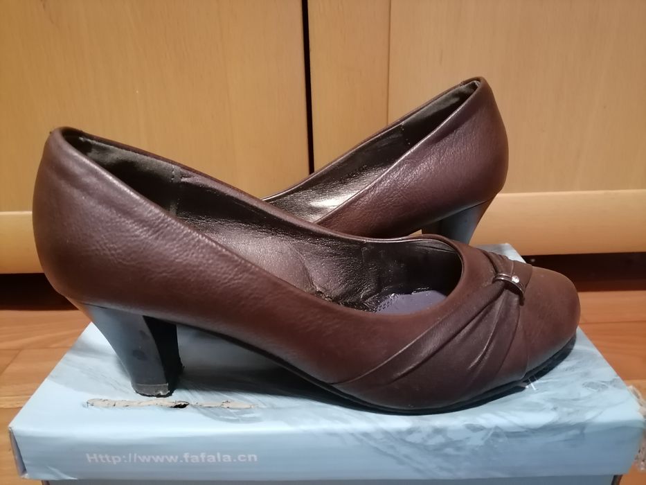 Обувь женская сапоги