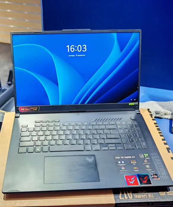 Asus TUF GAMING A17, rtx 4050