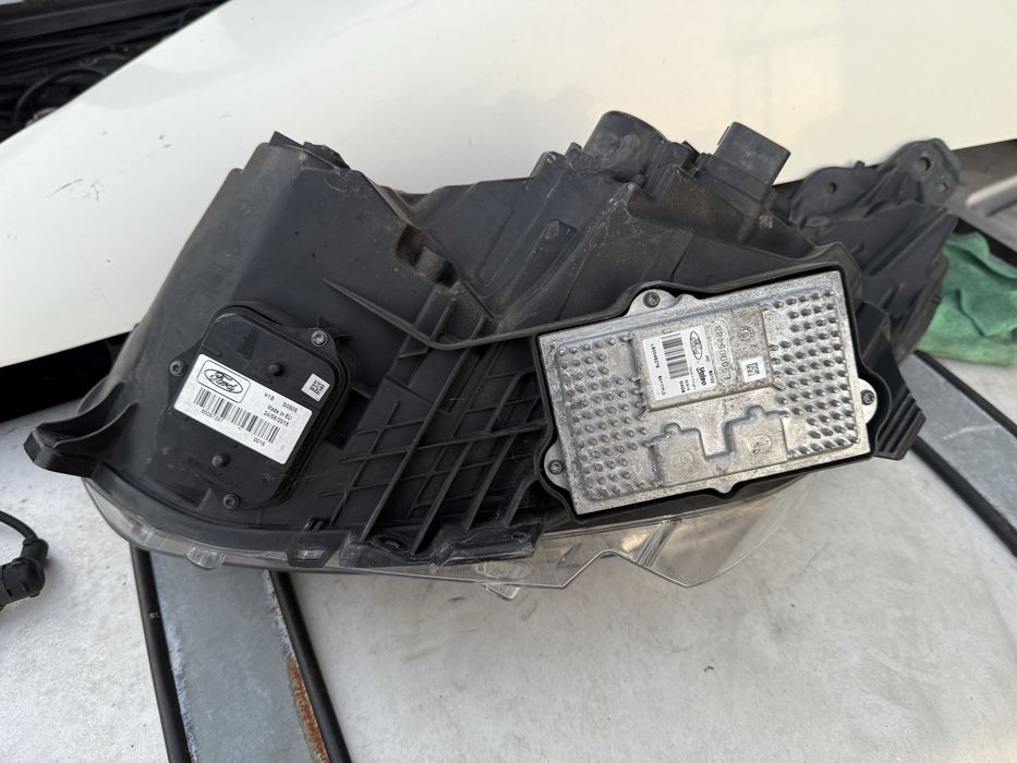 Десен фул лед фар Ford Galaxy