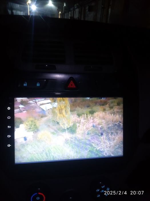 Кобилт манитор сотилади