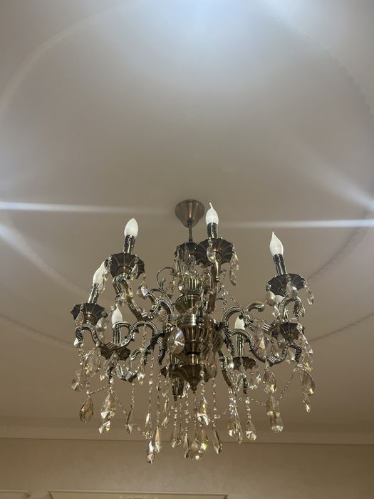 Продам люстру и 2 шт бра